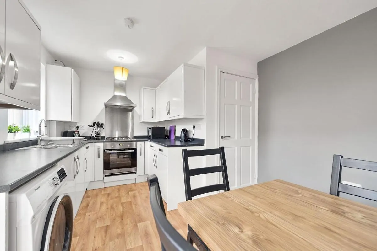Home From Home - Best For Contractors Bradford  Bradford (West Yorkshire)